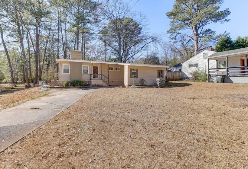 Pet Friendly Birmingham Cottage W/ Private Hot Tub