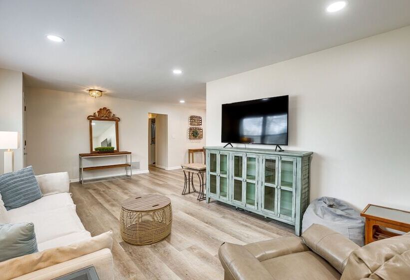 Pet Friendly Fultondale Home ~ 9 Mi To Birmingham!