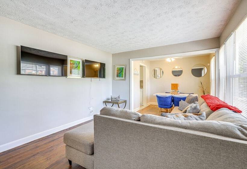 Pet Friendly Georgia Retreat W/ Fire Pit & Porch!