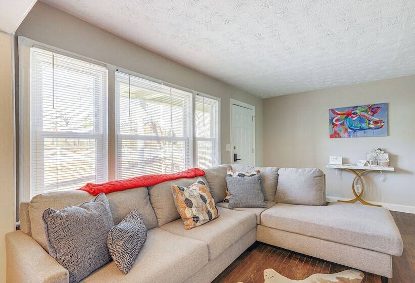 Pet Friendly Georgia Retreat W/ Fire Pit & Porch!