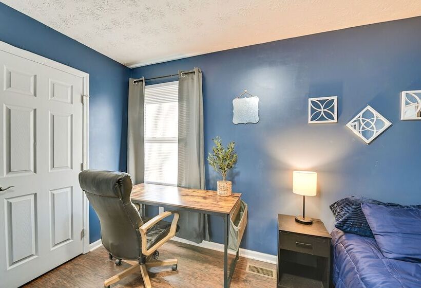 Pet Friendly Lawrenceburg Home Near Distilleries!