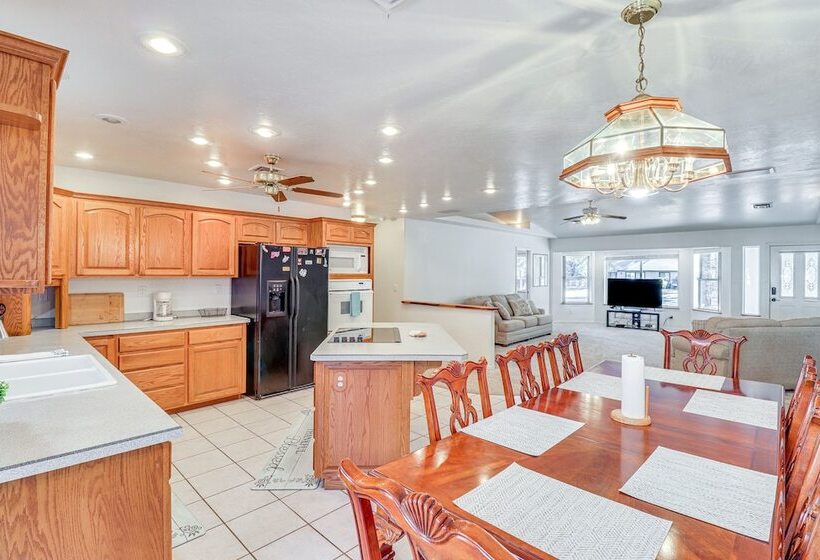 Spacious Show Low Home Near Fool Hollow Lake!