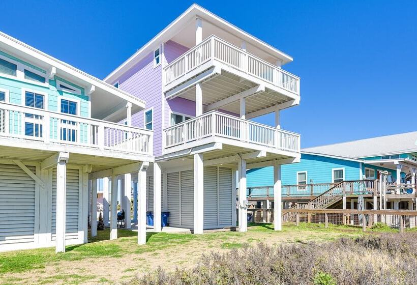 Pet Friendly Surfside Beach Home W/ Ocean Views!