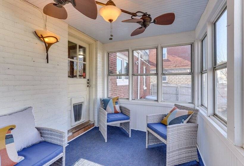 Pet Friendly West Haven Rental: Walk To Beach!