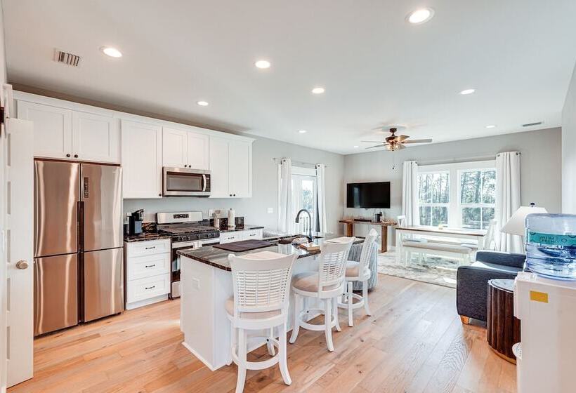 Port St Joe House W/ Deck & Private Beach Access!