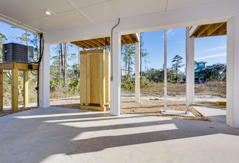 Port St Joe House W/ Deck & Private Beach Access!