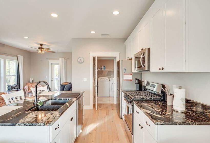 Port St Joe House W/ Deck & Private Beach Access!