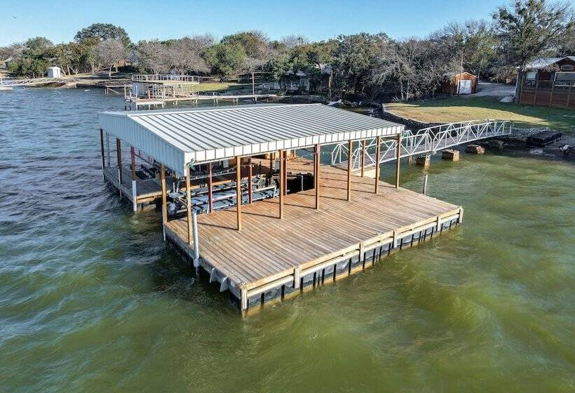 Possum Kingdom Lake House W/ Hot Tub & Shared Dock