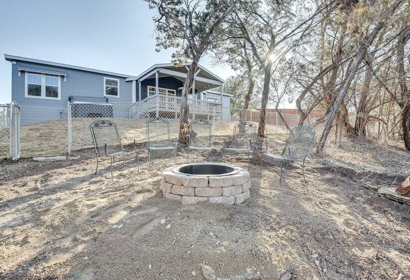 Possum Kingdom Lake House W/ Hot Tub & Shared Dock