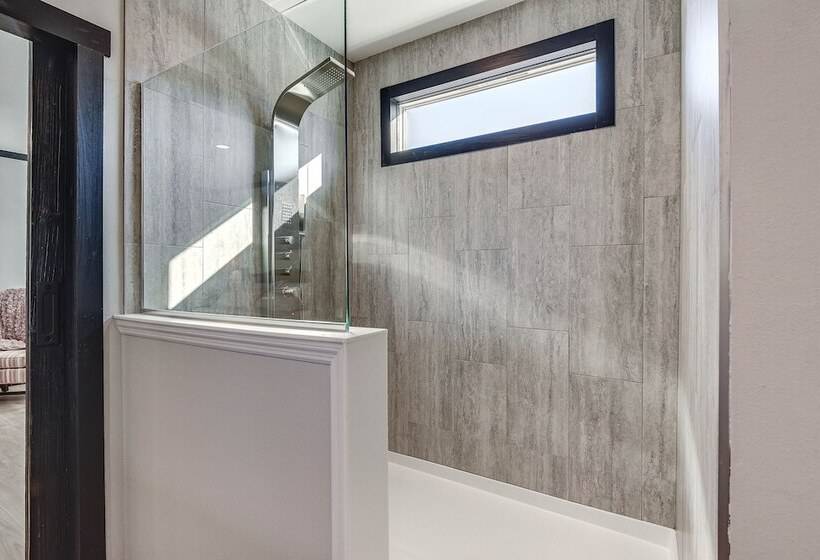 Possum Kingdom Lake House W/ Hot Tub & Shared Dock