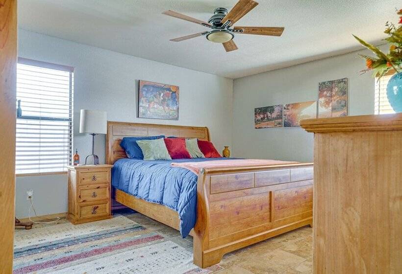 Quiet Country Home In Las Cruces W/ Horse Stalls!