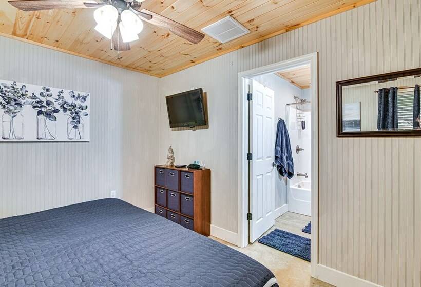 Remote Work Friendly New Albany Home 5 Mi To Dtwn!