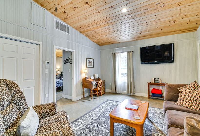 Remote Work Friendly New Albany Home 5 Mi To Dtwn!