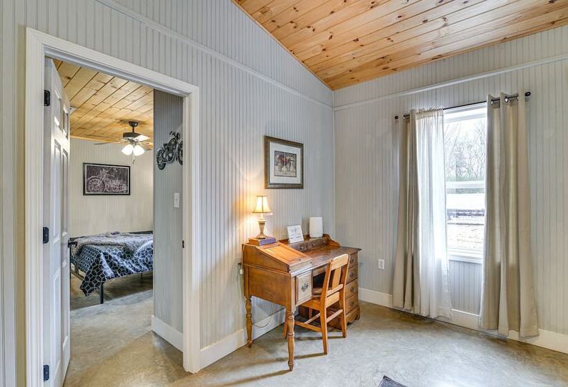 Remote Work Friendly New Albany Home 5 Mi To Dtwn!