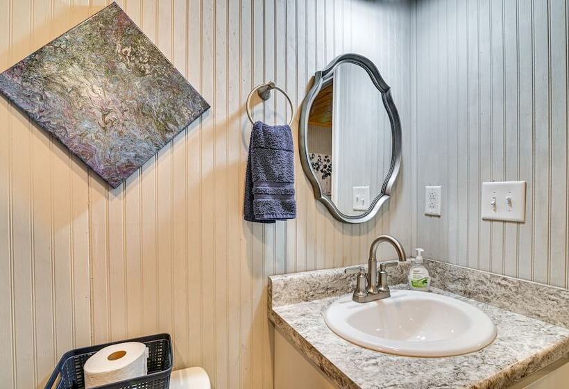 Remote Work Friendly New Albany Home 5 Mi To Dtwn!