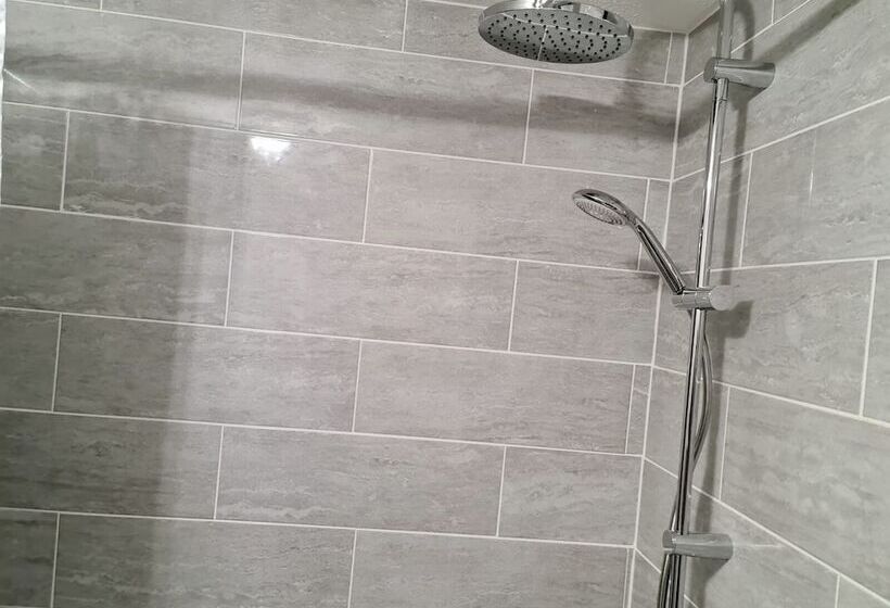 Резиденция Beautiful 2 Bed House In London