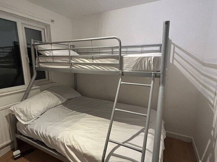 Резиденция Beautiful 3 Bed House In London