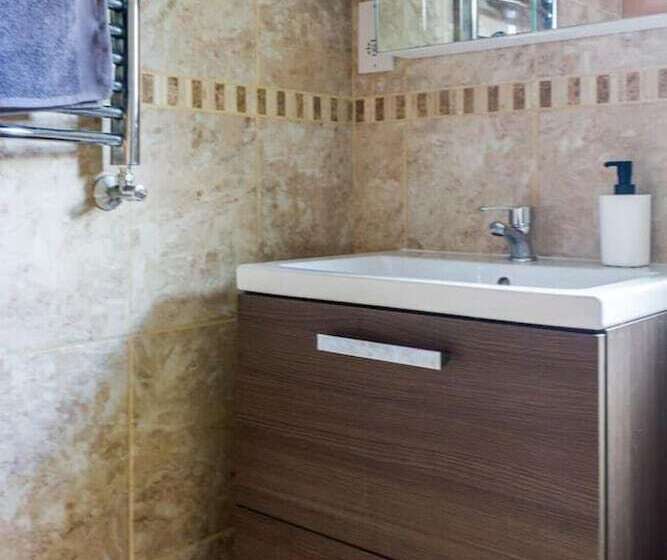 レジデンス Beautiful 4 Bed House In Bootle