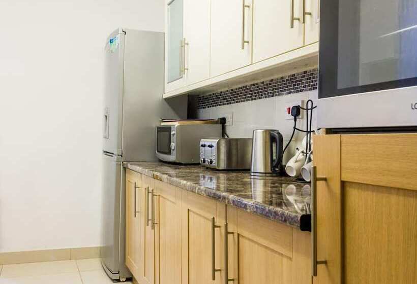 レジデンス Beautiful 4 Bed House In Bootle