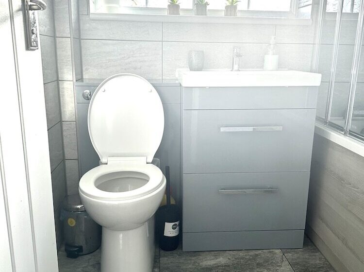 Резиденция Beautiful Gravesend 3 Beds By Jada Homes