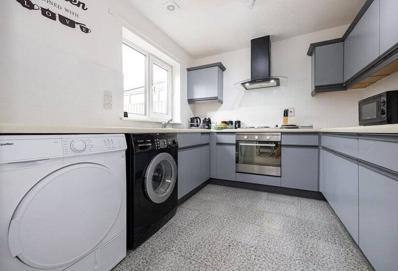 レジデンス Captivating 3 Bed House In Blackburn