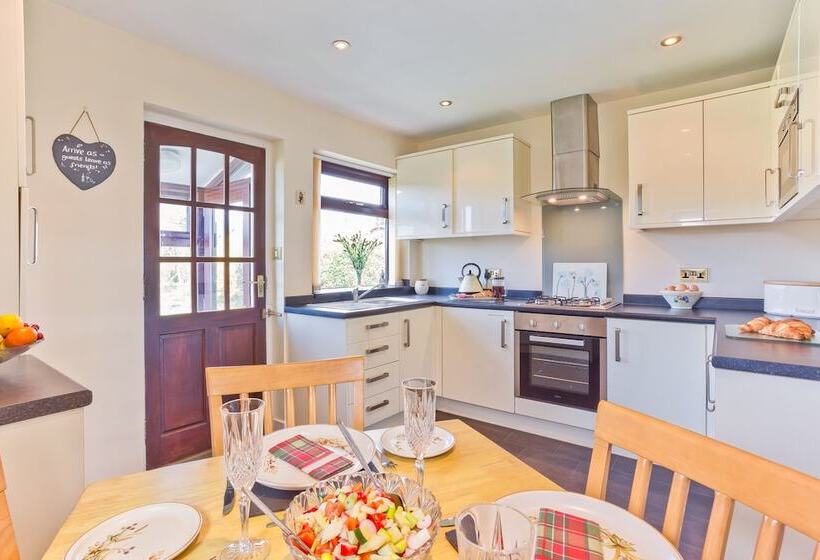 إقامة Lothlorien In Grange Over Sands With Bay Views