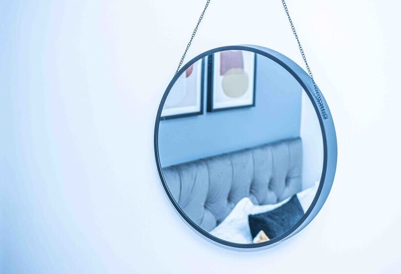 اقامتگاه Dudley 3bedroom Home Perfect For Long & Short Stay