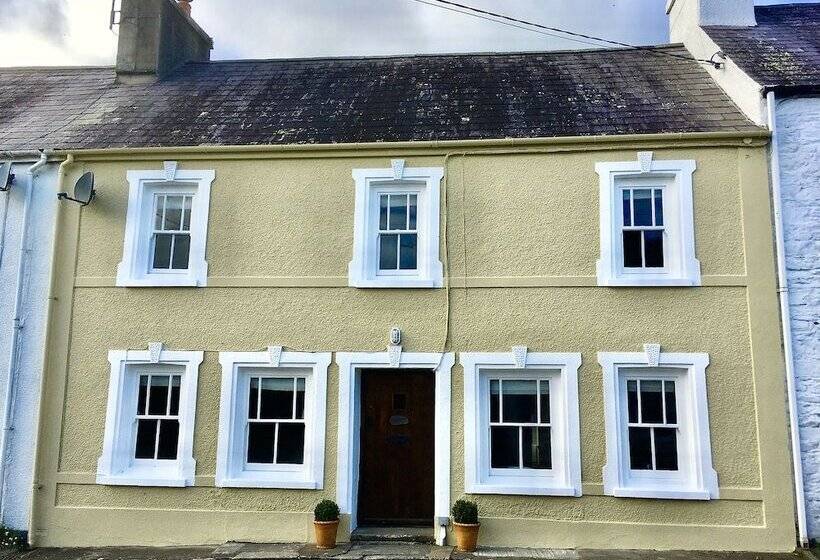 إقامة Simple Luxury In Brecon Beacons Village House