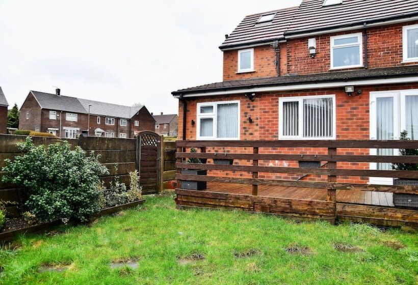 레지던스 Stylish 6 Bed Home