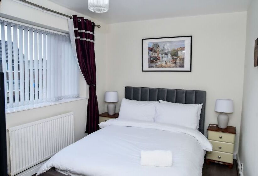 레지던스 Stylish 6 Bed Home