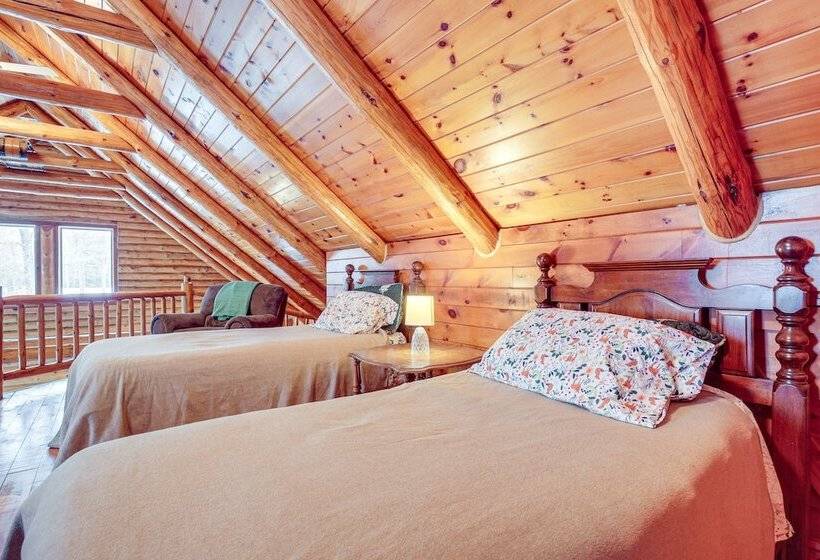 Rhinelander Waterfront Cabin W/ Deck & Fire Pit!