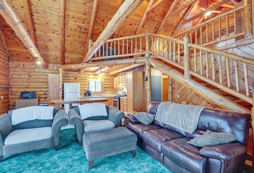 Rhinelander Waterfront Cabin W/ Deck & Fire Pit!