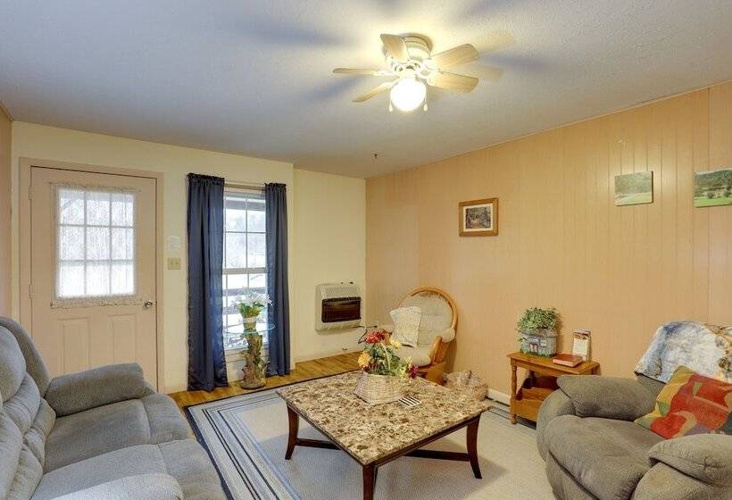 River Access & Hot Tub: Cozy Hot Springs Cabin