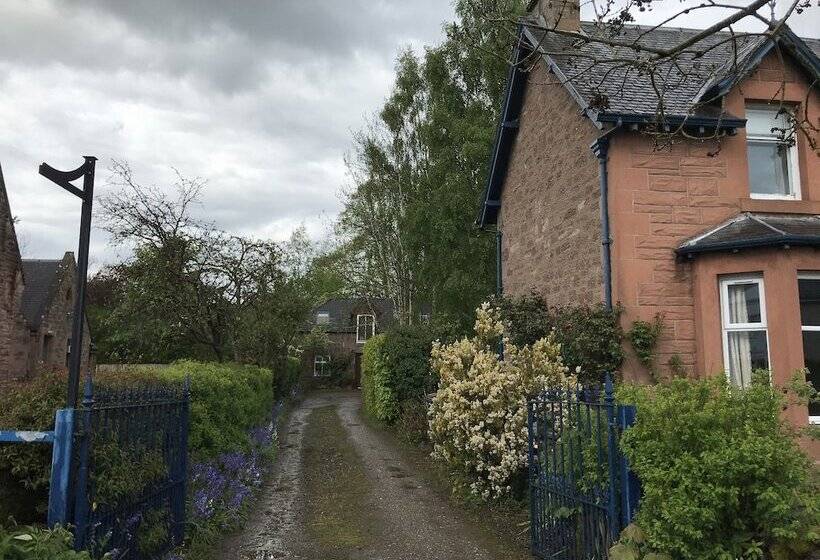 Riverlea Coach House