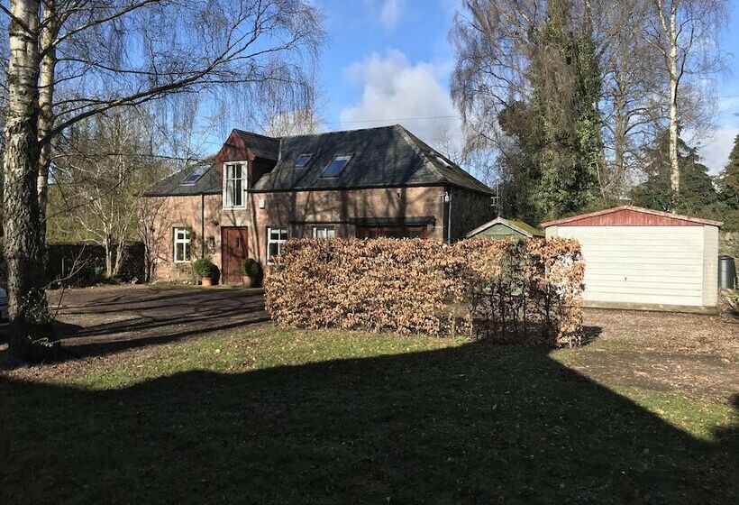 Riverlea Coach House