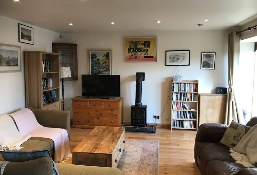 Riverlea Coach House