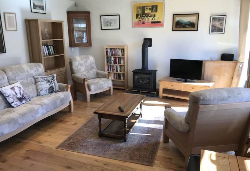 Riverlea Coach House