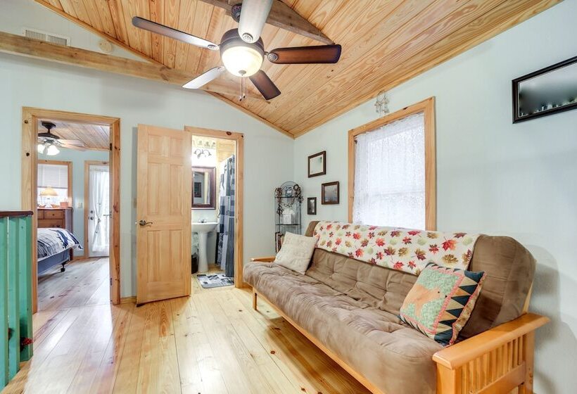 Santeetlah Lake Retreat W/ Dock: Walk To Water!