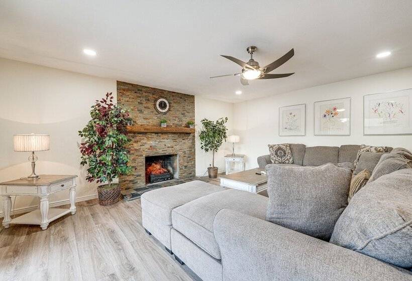 Scottsdale Home W/ Private Pool: Close To Golf!