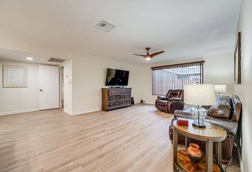 Scottsdale Home W/ Private Pool: Close To Golf!