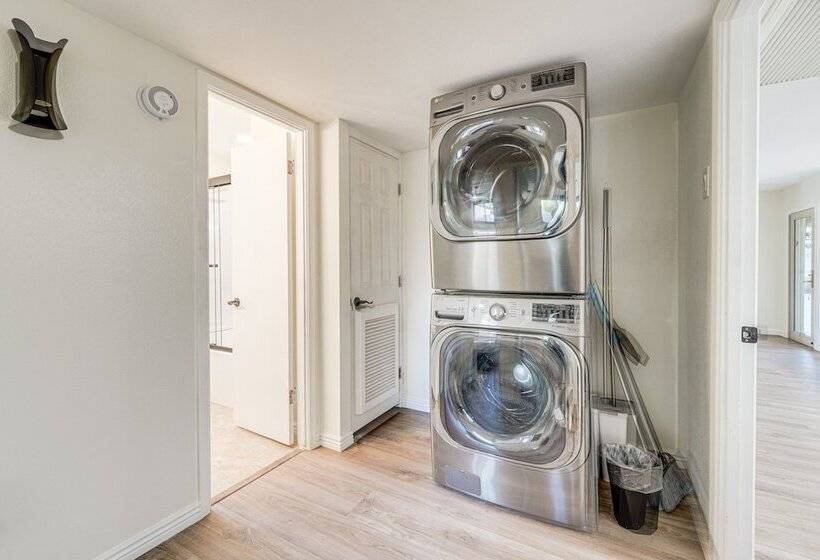 Scottsdale Home W/ Private Pool: Close To Golf!