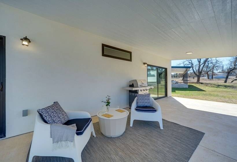 Art Ranch Fredericksburg Home 13 Mi To Main Street