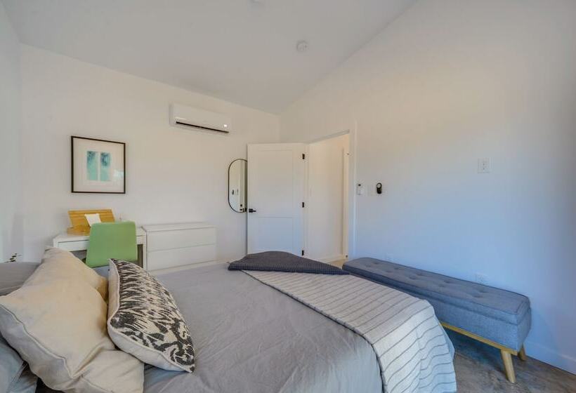 Art Ranch Fredericksburg Home 13 Mi To Main Street