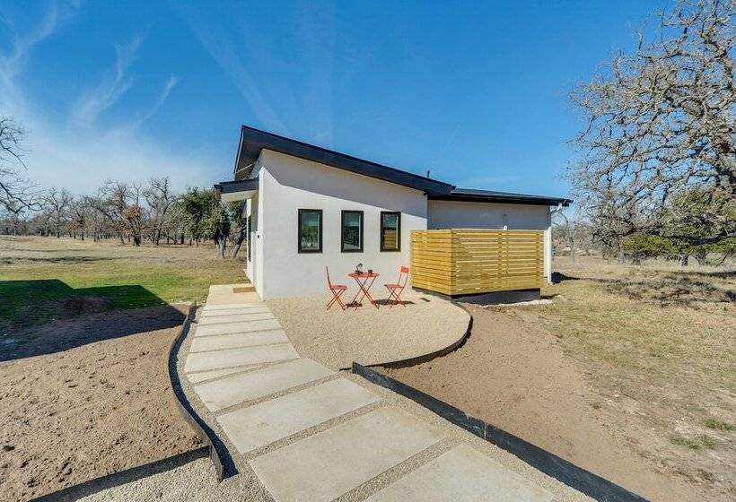 Art Ranch Fredericksburg Home 13 Mi To Main Street