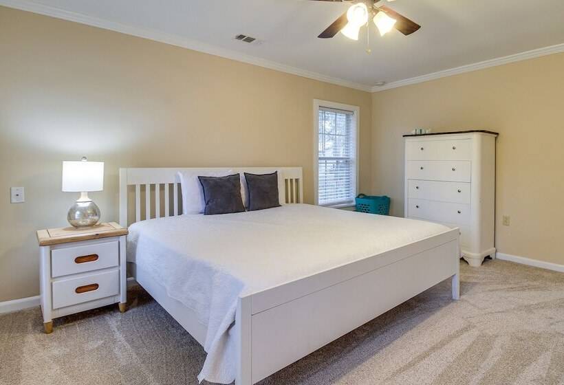 Serene Savannah Retreat W/ Waterfront Deck!