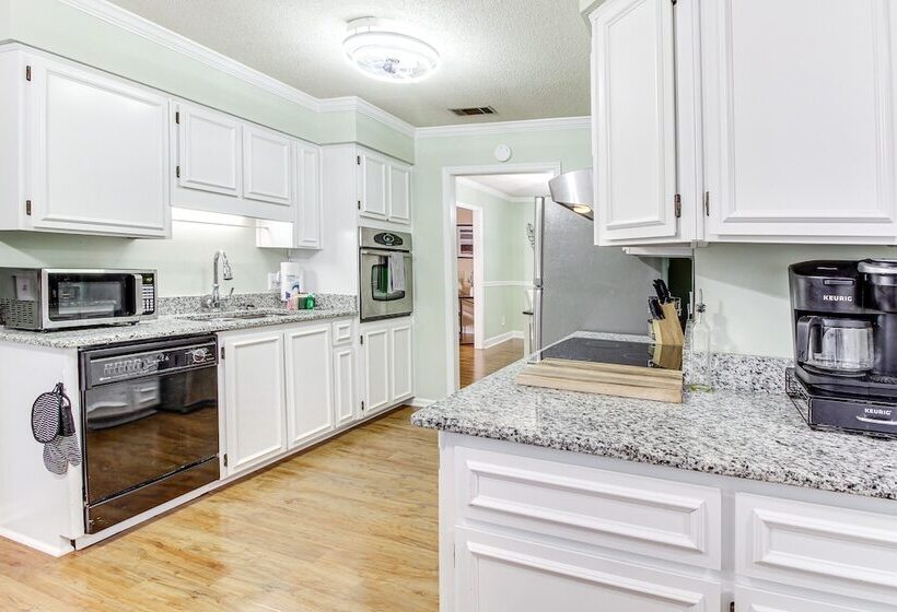 Single Story Savannah Home W/ Private Backyard!