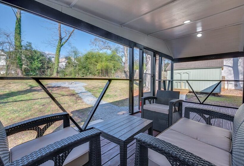 Smyrna Home W/ Porch: 2 Mi To Battery Atlanta!