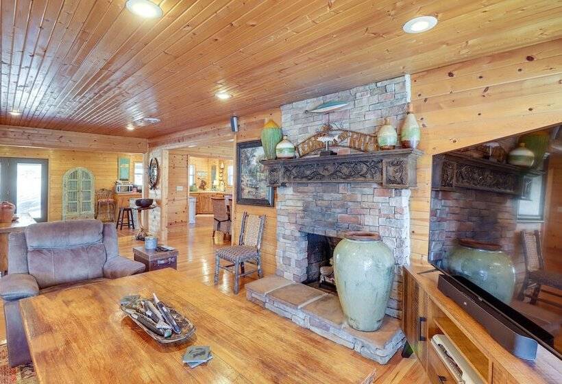 Spacious Cabin W/ Private Dock On White River!