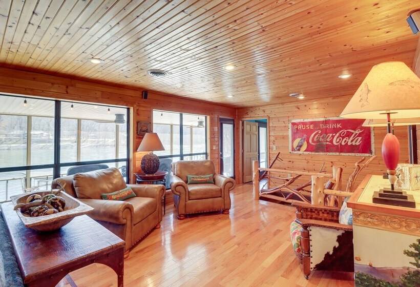 Spacious Cabin W/ Private Dock On White River!