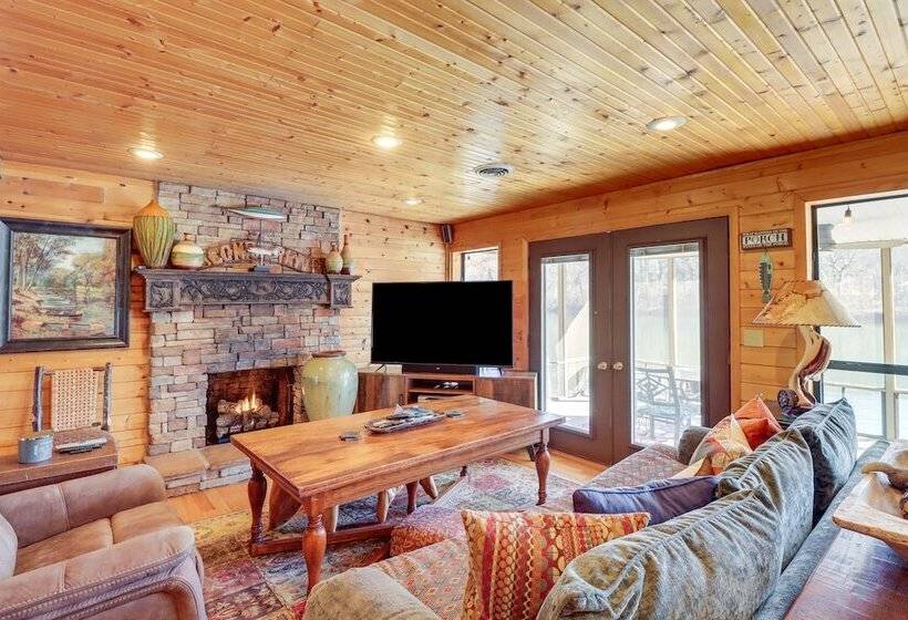 Spacious Cabin W/ Private Dock On White River!